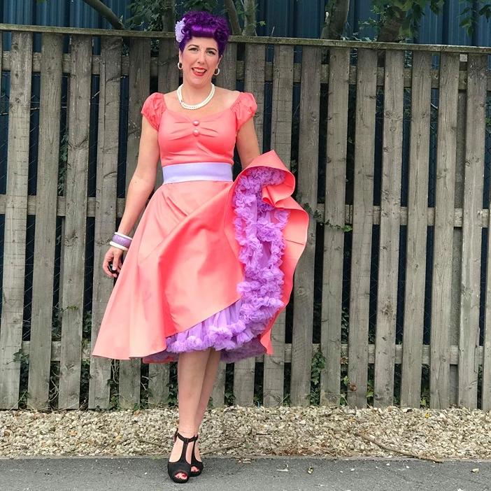 Collectif Mainline Dolores Doll Classic Cotton Dress-Vendemia