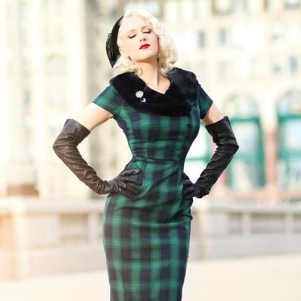 Voodoo Vixen Rachel Tartan Dress with Fur Collar-Vendemia